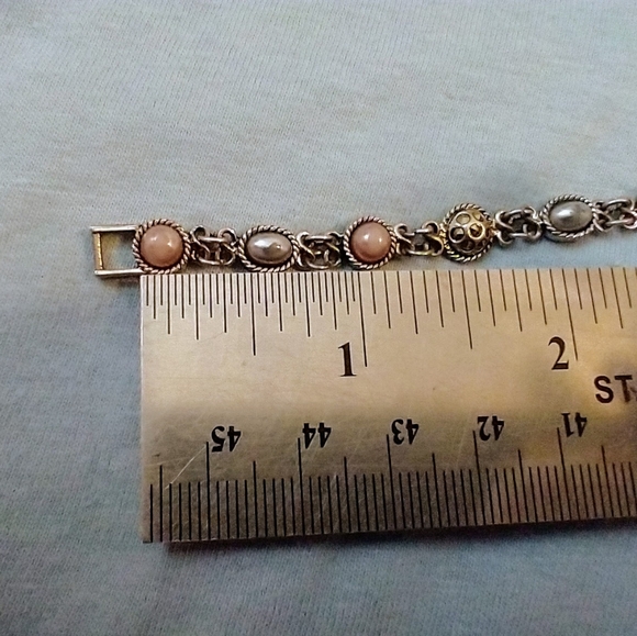 Liz Claiborne Metal Stone Bracelet - Picture 6 of 10